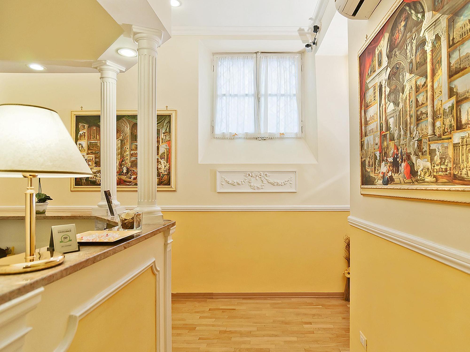 Bed and Breakfast Domus Via Veneto Рим Экстерьер фото
